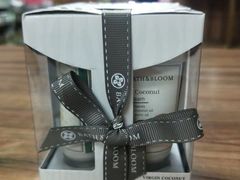 -Bath & Bloom Flagship Store at Central World