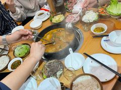 -黔三一夺夺粉酸汤火锅(百信店)