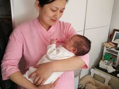 -爱贝尔高端月嫂(母婴护理)