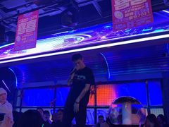 -UP嘻哈酒吧(粉巢店)