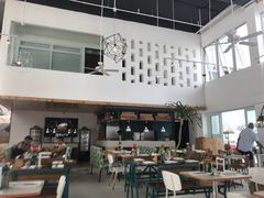 -Cha Cha's Beach Cafe