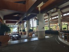 -亚龙湾喜来登·美景台大堂吧