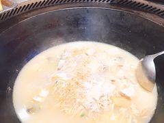 -山河屯铁锅炖鲜鹅·东北菜(开发区一店)