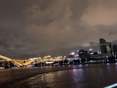 -黄浦江游览十六铺3号码头网红自助餐