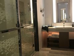 -广州金沙洲希尔顿欢朋酒店