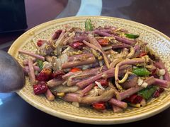 蕨菜炒腊肉-和福餐馆(西江古街店)