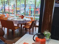 -阿瓦山寨·湘菜现炒·剁椒鱼头王(咸阳总店)