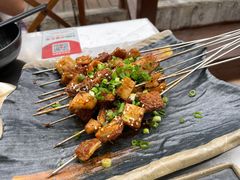 -呼吉牧蒙古烤肉·烧烤·小龙虾