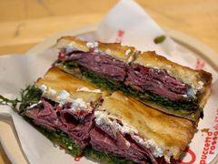 小红帽三明治-OUR Bakery(中海环宇荟店)