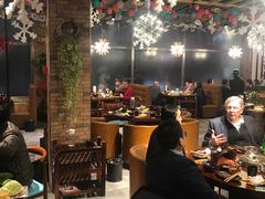 大堂-高兴壹锅·潮汕鲜牛肉火锅(良乡梅花庄店)