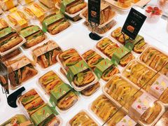 -罗森尼娜(德思勤店)