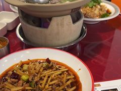 -冯烫烫跷脚牛肉·川菜小馆(武胜西街店)