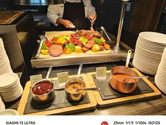 -两咖啡自助餐厅(静安香格里拉酒店)