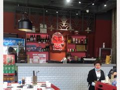 -牛華八婆火锅串串(南中环店)