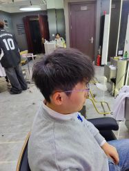 -藤野造型烫发染发