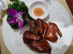 脆皮乳鸽-谢氏老金口(江夏武昌大道店)
