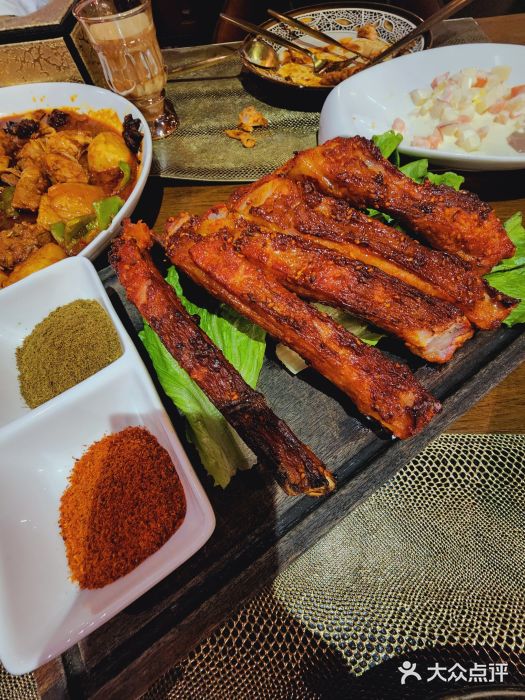 迪拜杭州风味音乐餐厅(杭州首店 湖滨步行街店)图片