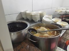 -文山荷鲜居(翠湖店)