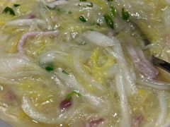 -泓历皇朝酒店(东亭店)