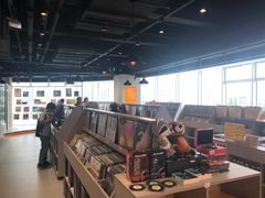 -浣熊唱片店(上海影城店)