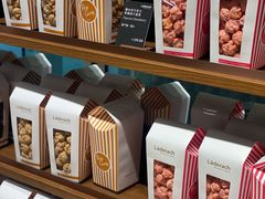 面包甜点陈列柜-Laderach 莱德拉(上海环贸iapm店)