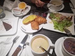 -鲍师傅糕点(大沽南路店)