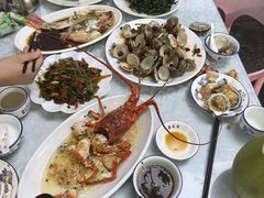 -范饭椰林川湘味海鲜·椰子鸡(三亚湾椰梦长廊店)