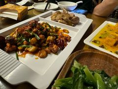 -隔壁老王·家常云南菜(花巷店)