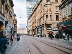 -耶拉契奇总督广场