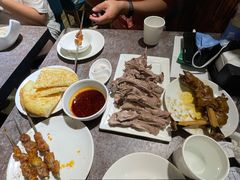 -贯贯吉·清真餐厅(浙江中路店)