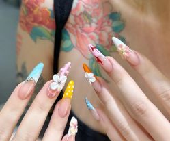 -猪猪女孩日式美睫美甲