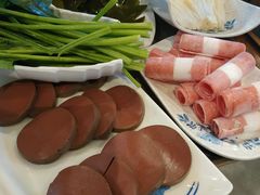 -亿诣蝎府炸酱面羊蝎子火锅(酷车小镇店)