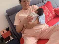 -苏州雏渐肥月嫂