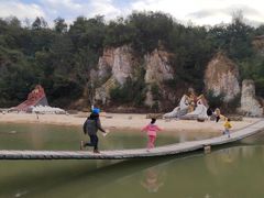 -彩色沙林风景区