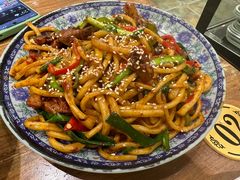 攒劲的干煸炒面-清真·玛丽亚新疆菜主题餐厅(浙江中路店)