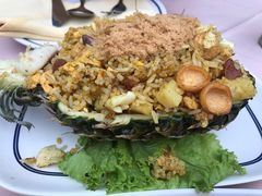 菠萝炒饭-尚味泰餐厅