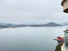 -千岛湖忆湖度假酒店(中心湖景区店)