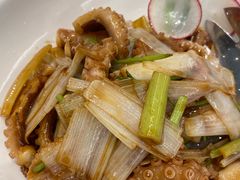 葱烧八爪鱼-山东宾馆·齐鲁苑餐厅