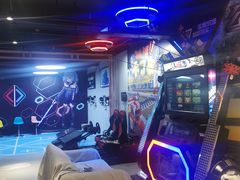 -VR+乐园·VR电竞·家庭亲子·密室逃脱·轰趴团建