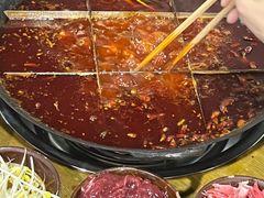 -正南齊北重庆老火锅(光华村直营店)