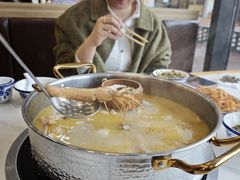 -朴小妹人参鸡汤火锅(长白山万达店)