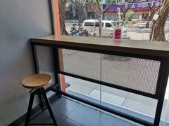 -瑞幸咖啡(八卦岭工业店)