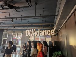 -DNA舞室
