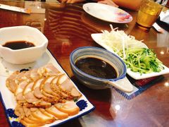 三少酱肘子-娄三少·老北京春饼烤鸭家常菜(方庄店)
