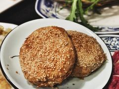 芝麻酱烧饼-裕德孚·非遗手切涮羊肉(东直门内大街店)