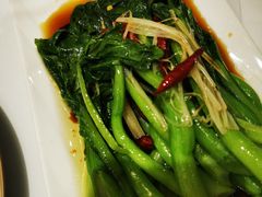 白灼西生菜-花腩清汤牛腩