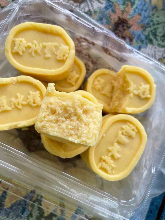 友谊宫食品(旗舰店)-"想吃抹茶蛋糕了.就来买了点吃的.不太容易.