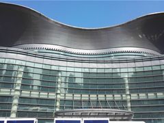 -上海跨国采购会展中心