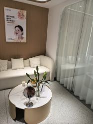 -康美贞·痘肌养护管理中心