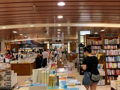 -诚品书店(敦南店)